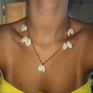 Puca necklace